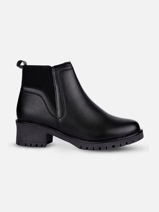 Women's Black Ankle Boots (IU5002)
