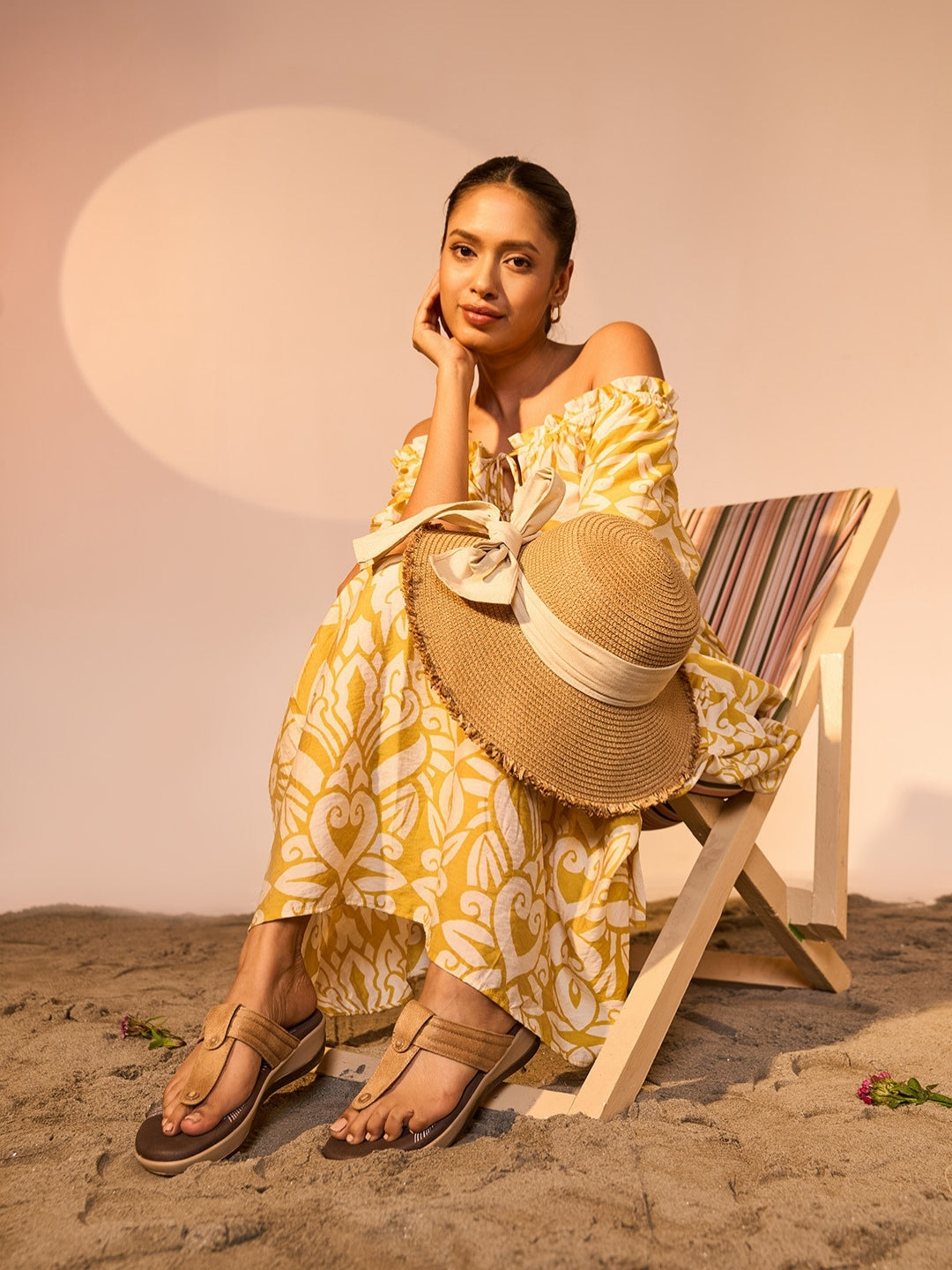 Women's Beige Thong Sandals (IU6002)